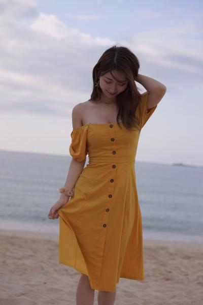 黑川 海岛之旅 黄色连衣裙